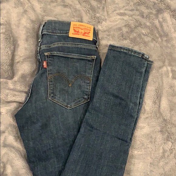 Levi's 710 Super Skinny Distressed Blue Jeans - Picture 6 of 6